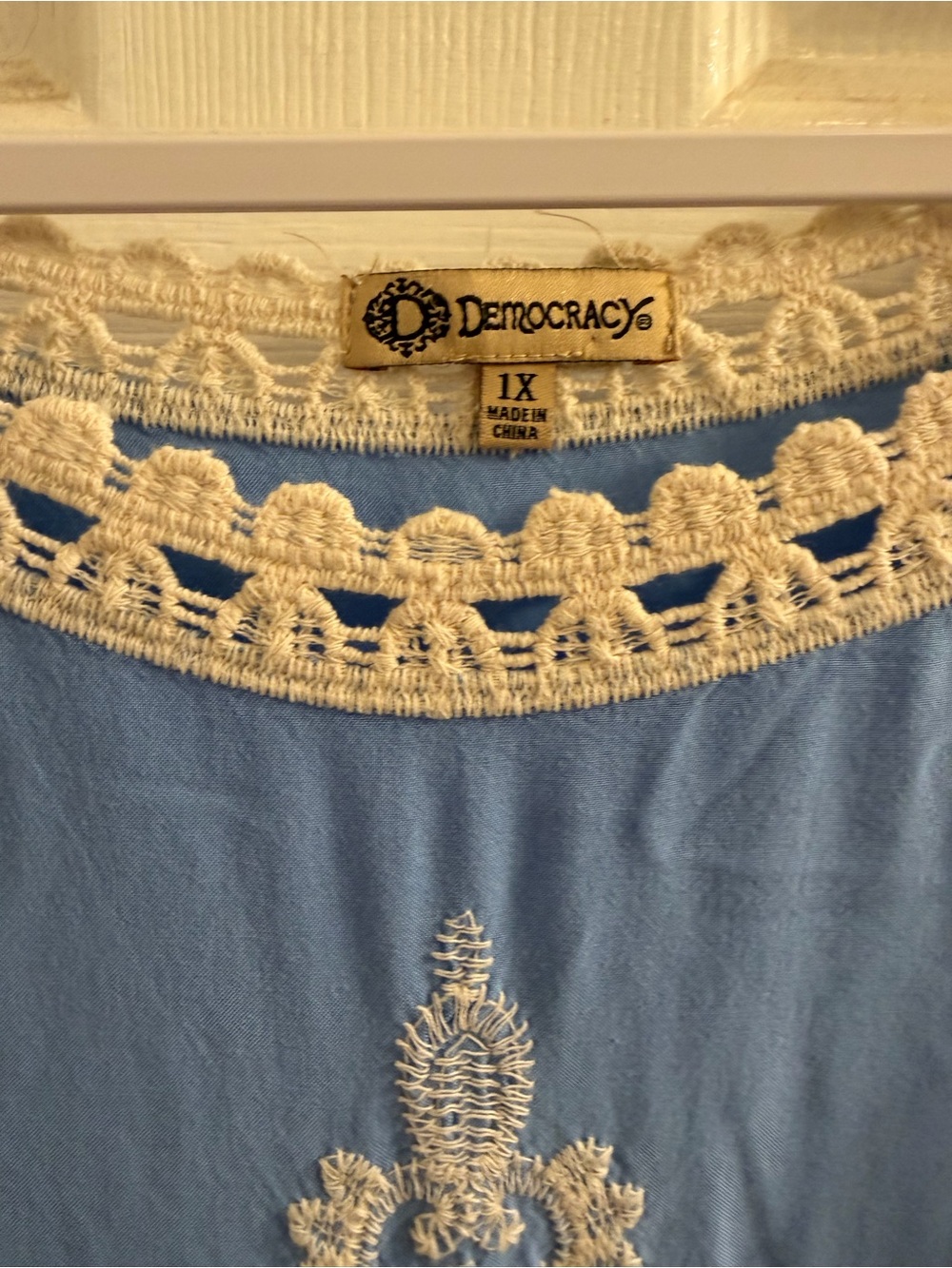 Democracy Light Blue Boho Tunic with Cream Crochet Trim plus size BoHo, romantic - Picture 3 of 9